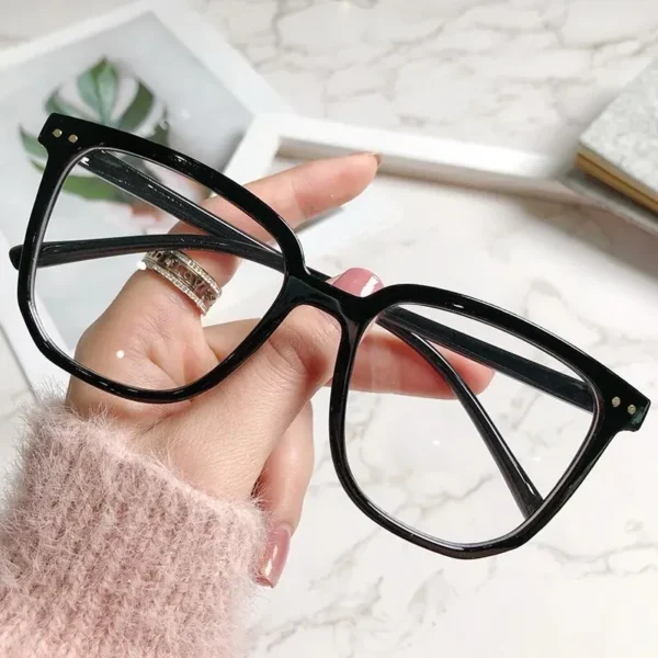 Anti-blue Light Glasses for Women with Regular Eyeglass Frame Finished Retro Flat Light Frame - Image 5