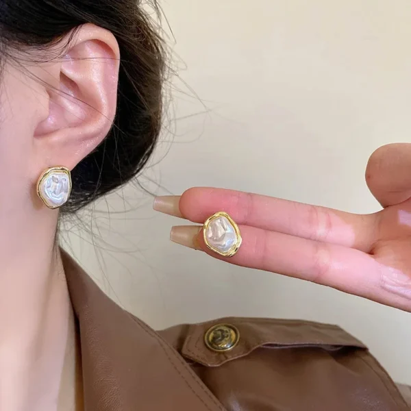 Geometric Irregular Round Metal Pearl Earrings for Women 2024 Minimalist Style Personality Earrings Trendy Jewelry Gift - Image 4
