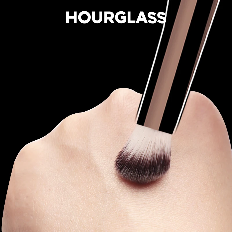 Hourglass Makeup Brush- No.19 Vanish Seamless Finish Concealer Brush Soft Fiber Hair Fashion Design Single Face Brush - Image 5