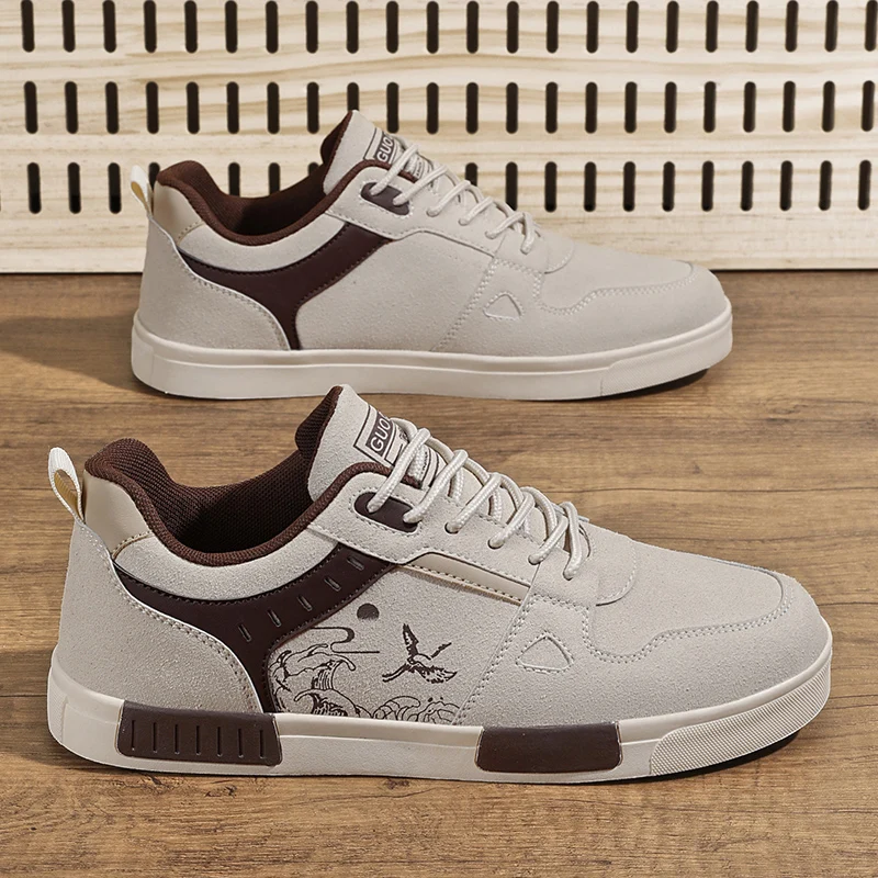 Men's easy to wipe clean skate shoes, good grip, low top lace-up sneakers, men's shoes - Image 4