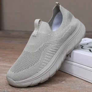 Mens Walking Shoes Lightweight Breathe Casual Mesh Running Shoes Slip On Fashion Tennis Sneakers Comfort Gym Workout Trainers