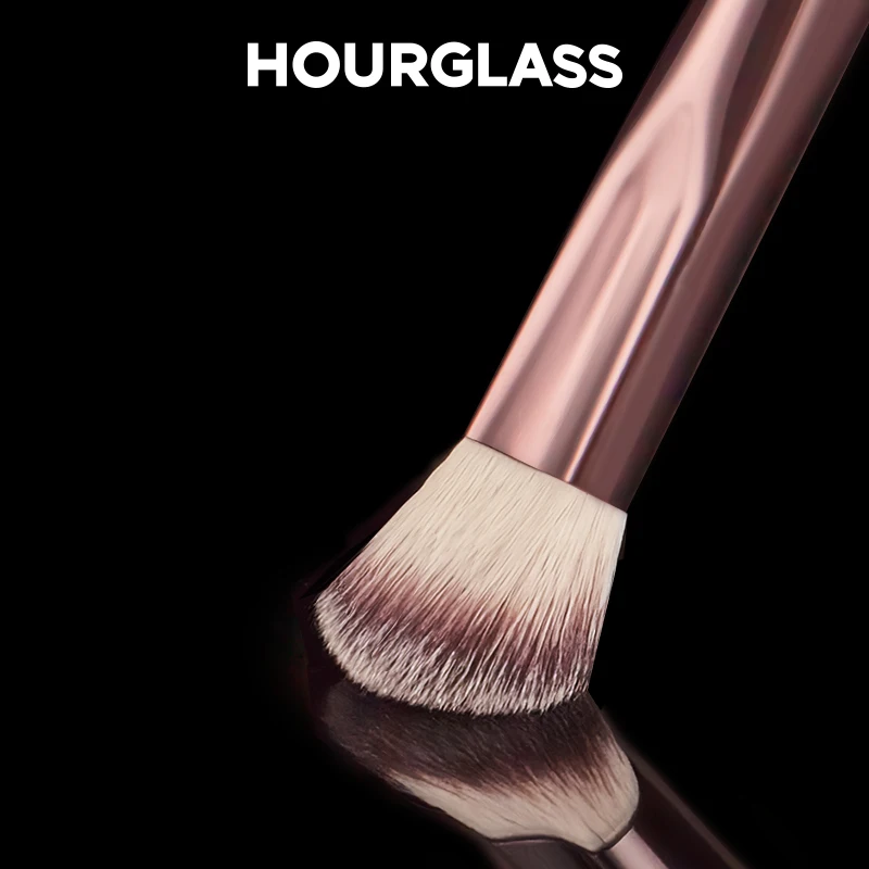 Hourglass Makeup Brush- No.19 Vanish Seamless Finish Concealer Brush Soft Fiber Hair Fashion Design Single Face Brush - Image 3
